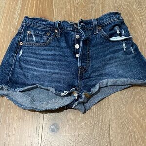 Levi’s 501 cutoff short shorts.